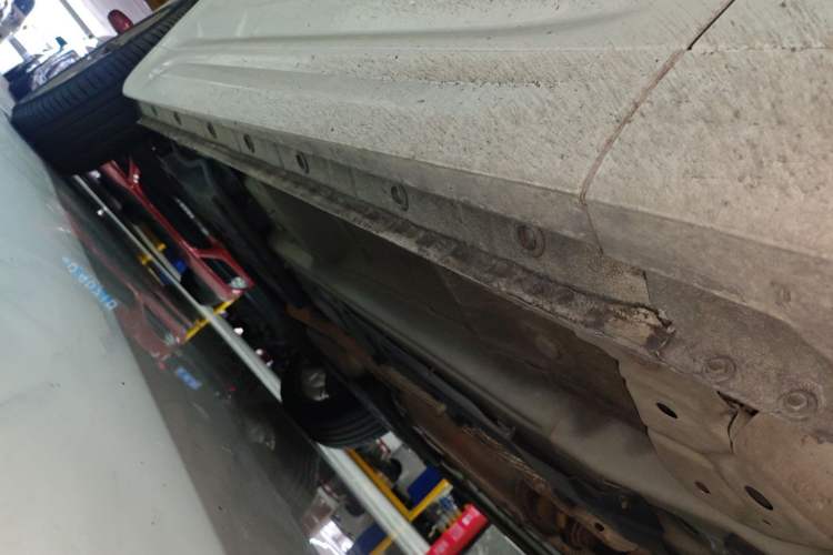 Used Wey VV7 2020 2.0T Flagship Edition Right Side Sill