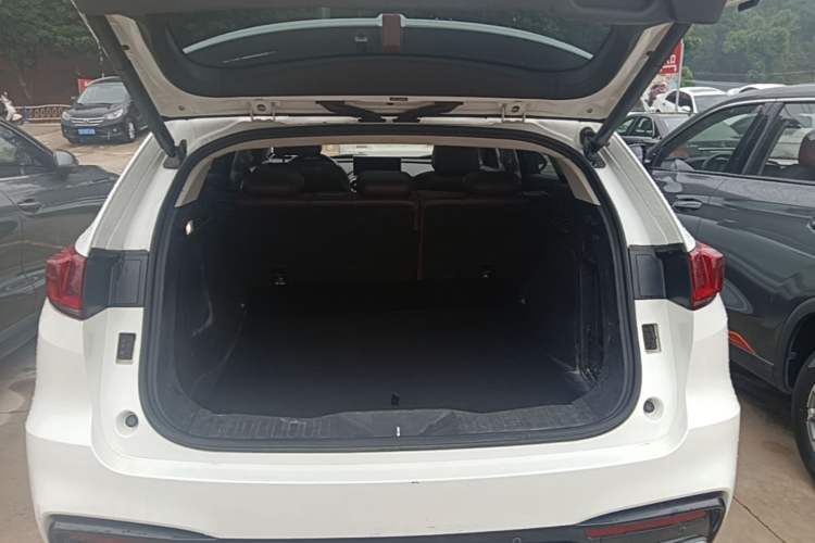 Used Wey VV7 2020 2.0T Flagship Edition Trunk