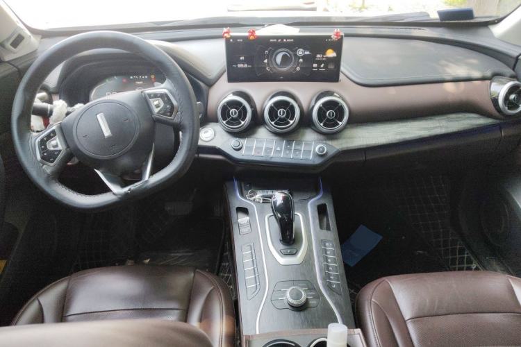 Used Wey VV7 2021 2.0T Technology Edition Center Console
