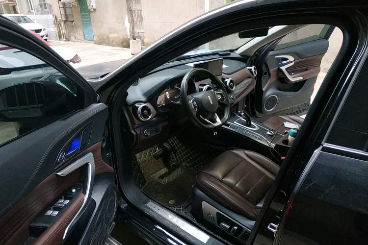 Used Wey VV7 2021 2.0T Technology Edition Driver Seat
