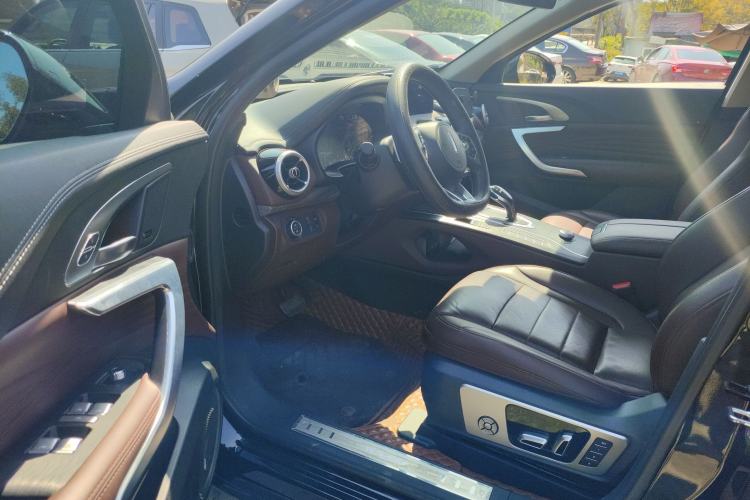 Used Wey VV7 2021 2.0T Technology Edition Driver Seat