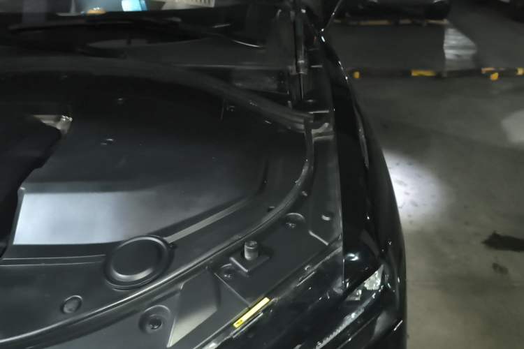 Used Wey VV7 2021 2.0T Technology Edition Engine Bay Left