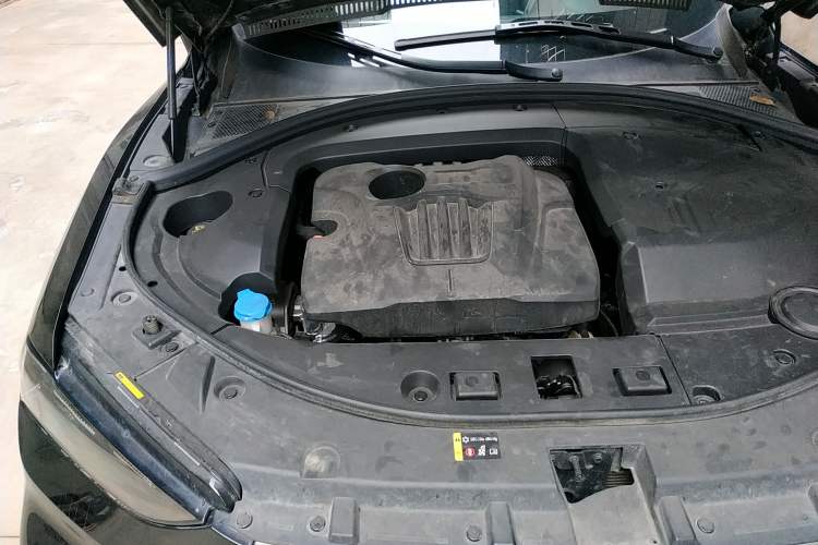 Used Wey VV7 2021 2.0T Technology Edition Engine Bay Right