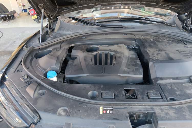 Used Wey VV7 2021 2.0T Technology Edition Engine Bay Right