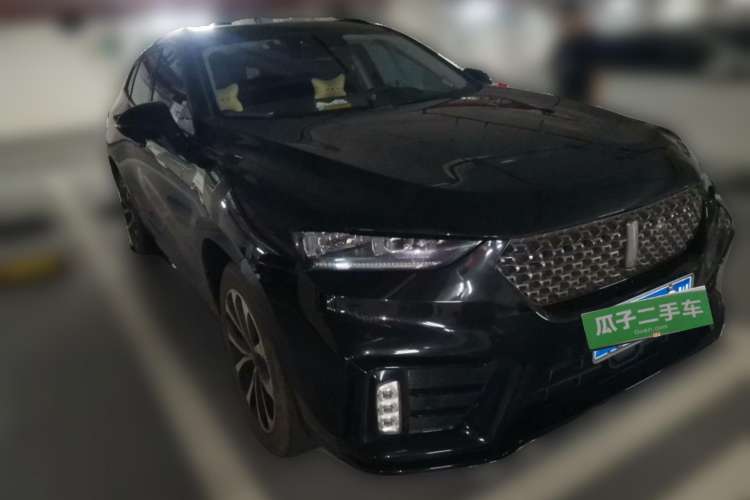 Used Wey VV7 2021 2.0T Technology Edition Front Right 45 Deg
