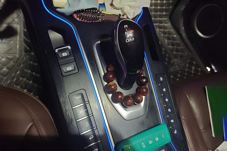 Used Wey VV7 2021 2.0T Technology Edition Gear Lever