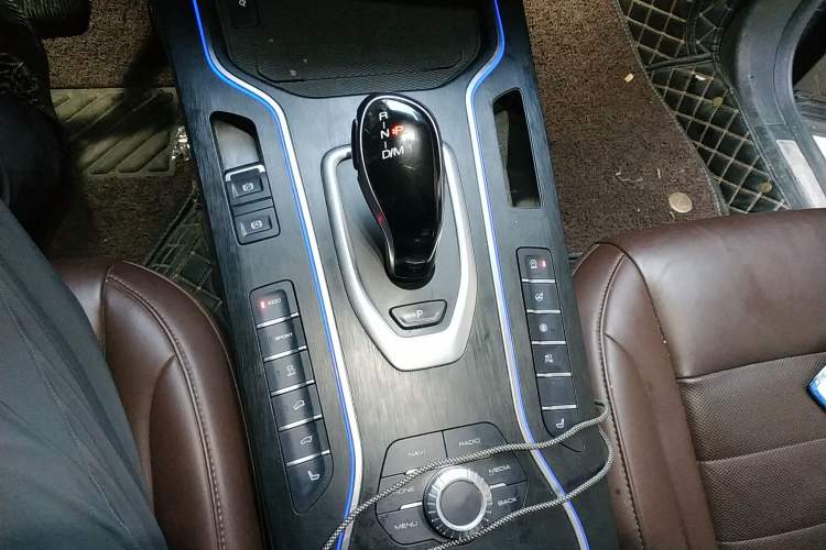 Used Wey VV7 2021 2.0T Technology Edition Gear Lever