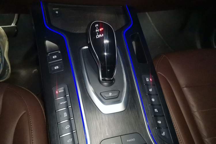 Used Wey VV7 2021 2.0T Technology Edition Gear Lever