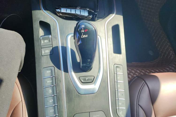 Used Wey VV7 2021 2.0T Technology Edition Gear Lever