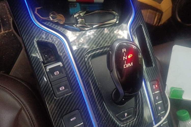 Used Wey VV7 2021 2.0T Technology Edition Gear Lever
