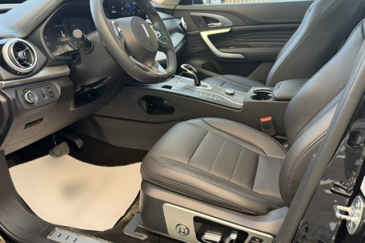 Used Wey VV7 2021 2.0T Technology Edition Interior 3