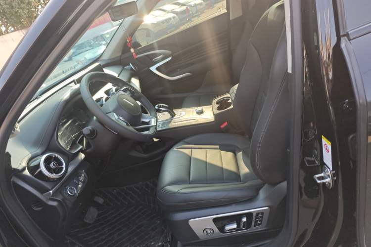 Used Wey VV7 2021 2.0T Technology Edition Left Front Seat
