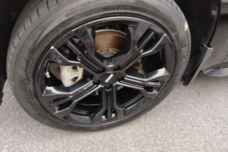 Used Wey VV7 2021 2.0T Technology Edition Left Front Wheel Hub