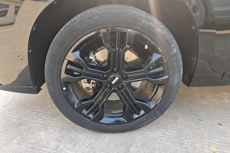 Used Wey VV7 2021 2.0T Technology Edition Left Front Wheel Hub