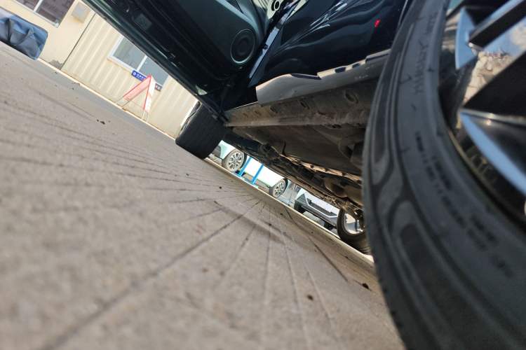 Used Wey VV7 2021 2.0T Technology Edition Left Side Sill