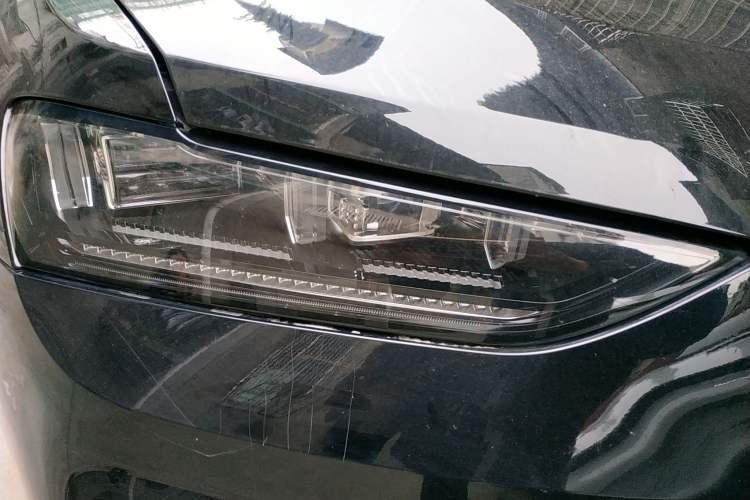 Used Wey VV7 2021 2.0T Technology Edition Right Front Headlight
