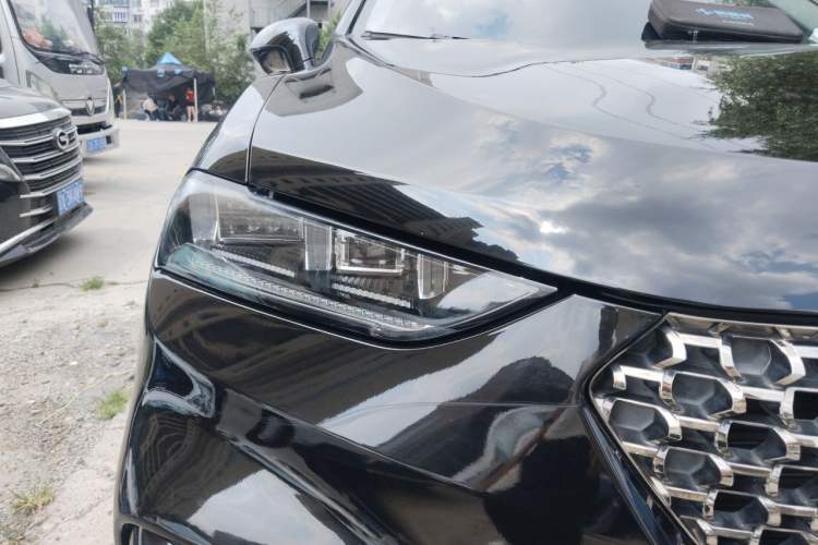 Used Wey VV7 2021 2.0T Technology Edition Right Front Headlight