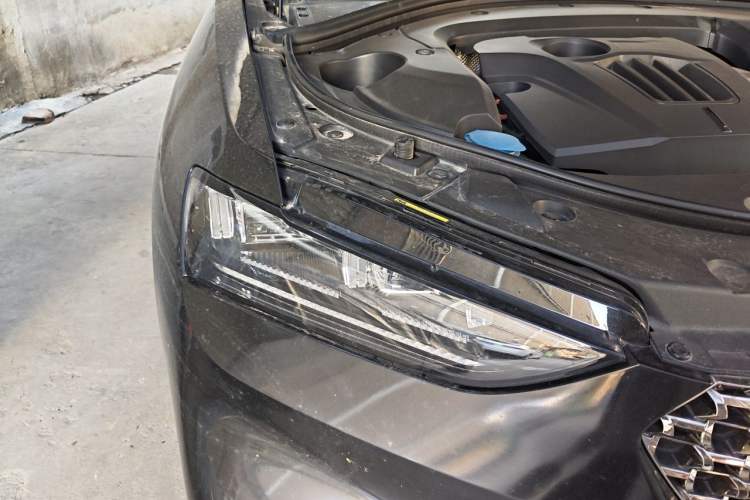 Used Wey VV7 2021 2.0T Technology Edition Right Front Headlight