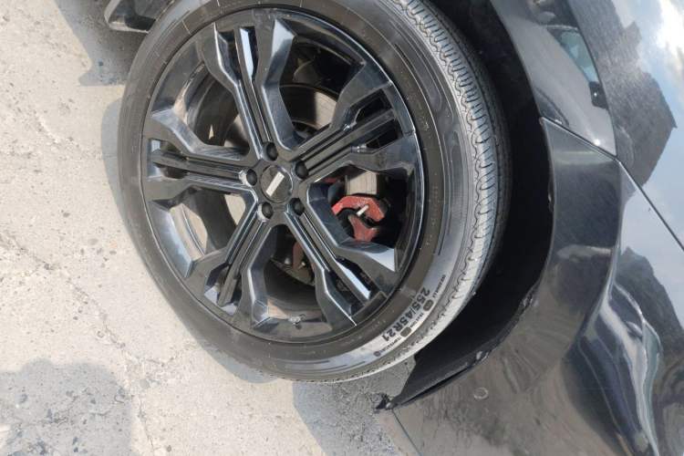 Used Wey VV7 2021 2.0T Technology Edition Right Front Wheel Hub