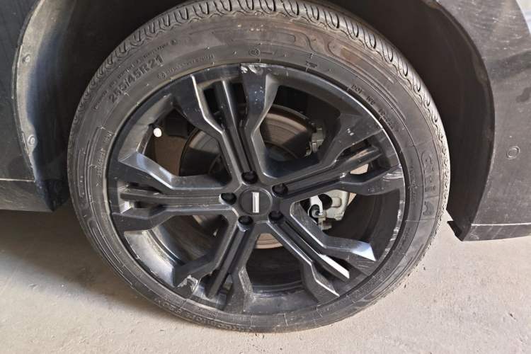 Used Wey VV7 2021 2.0T Technology Edition Right Front Wheel Hub