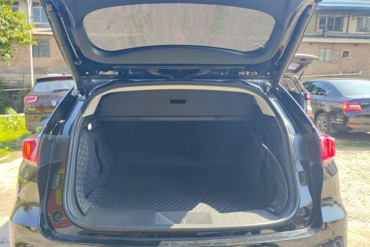 Used Wey VV7 2021 2.0T Technology Edition Trunk