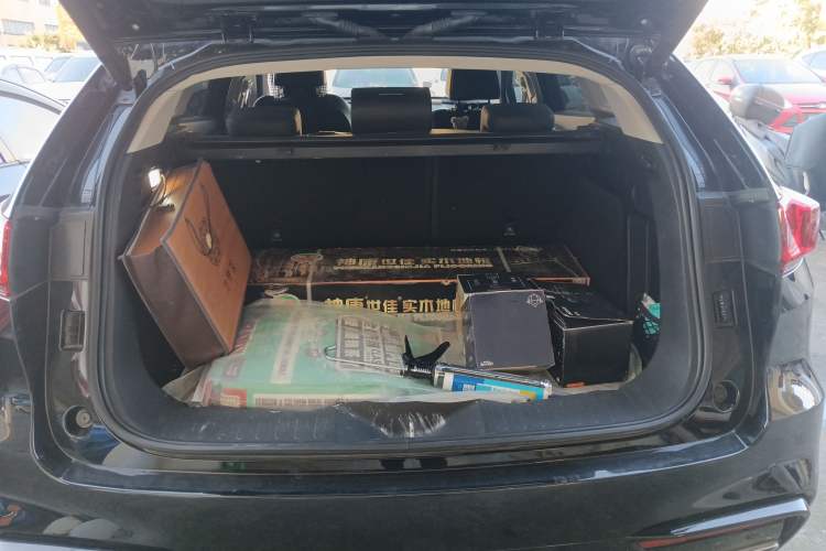 Used Wey VV7 2021 2.0T Technology Edition Trunk