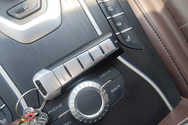 Used Wey VV7 2021 2.0T Technology Edition Vehicle Key