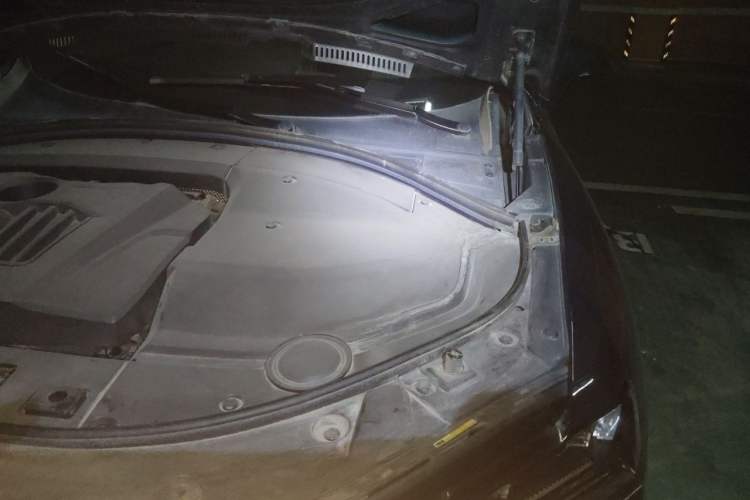 Used Wey VV7 2021 2.0T Technology Edition Engine Bay Left