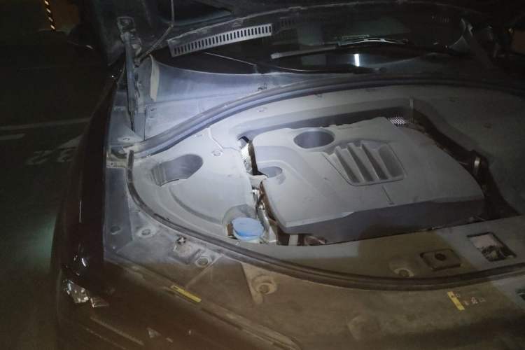 Used Wey VV7 2021 2.0T Technology Edition Engine Bay Right