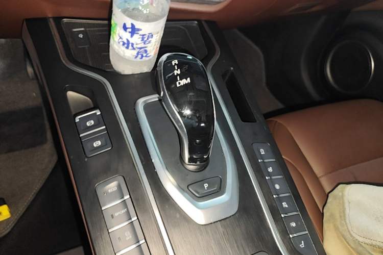 Used Wey VV7 2021 2.0T Technology Edition Gear Lever
