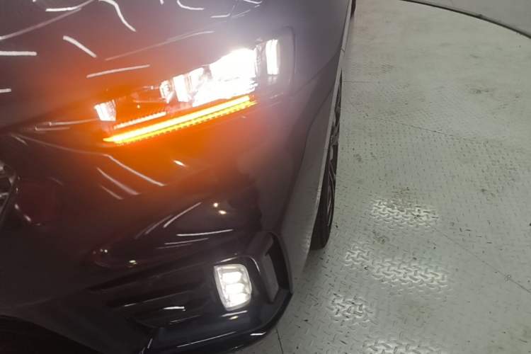 Used Wey VV7 2021 2.0T Technology Edition Left Front Headlight