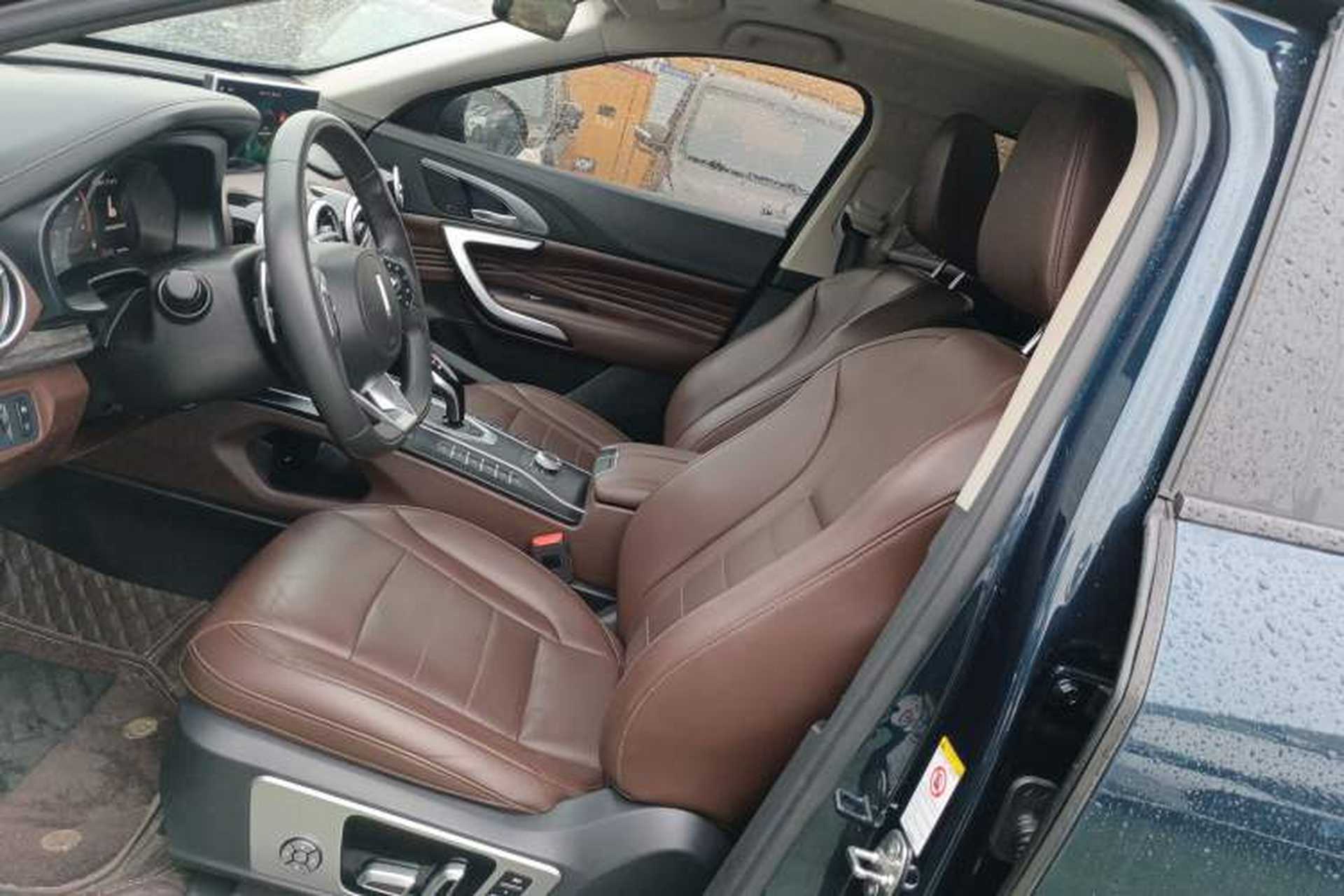 Used Wey VV7 2021 2.0T Technology Edition Left Front Seat