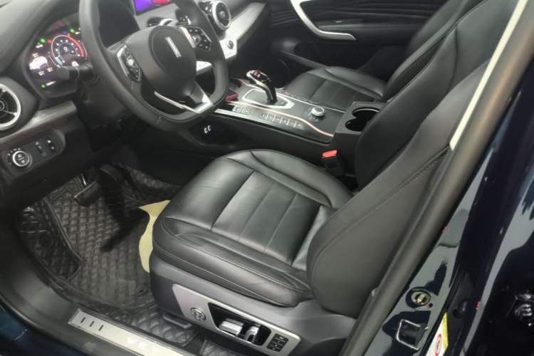 Used Wey VV7 2021 2.0T Technology Edition Left Front Seat