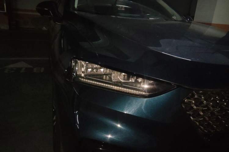 Used Wey VV7 2021 2.0T Technology Edition Right Front Headlight