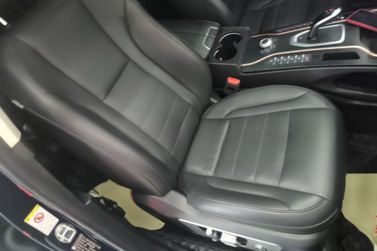 Used Wey VV7 2021 2.0T Technology Edition Right Front Seat