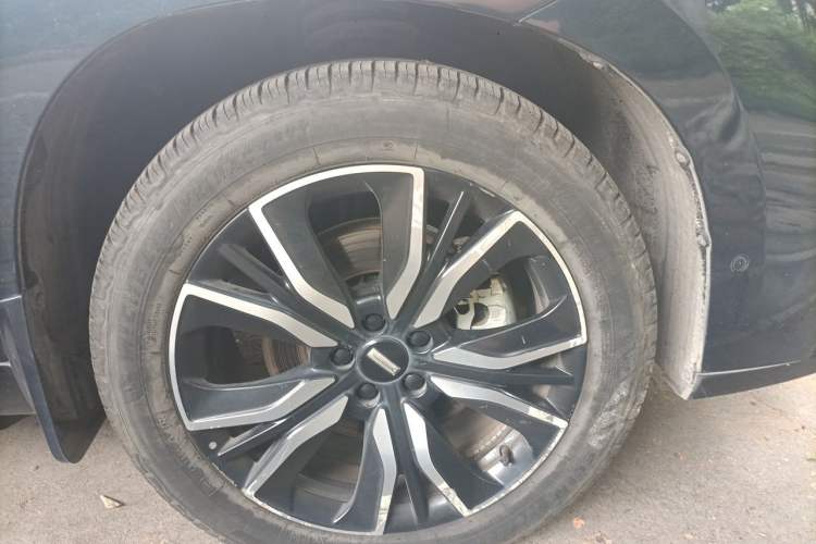 Used Wey VV7 2021 2.0T Technology Edition Right Front Wheel Hub