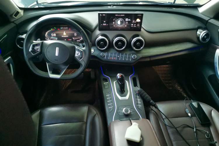 Used Wey VV7 2021 2.0T Technology Edition Center Console