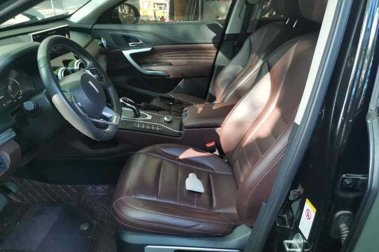Used Wey VV7 2021 2.0T Technology Edition Left Front Seat