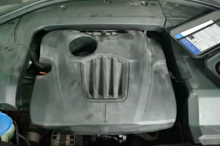 Used Wey VV7 2021 2.0T Technology Edition Engine Bay