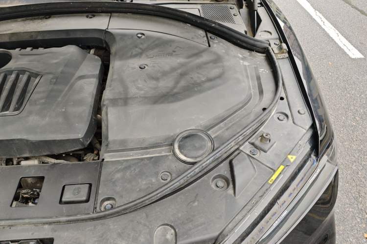Used Wey VV7 GT 2020 2.0T Flagship Edition Engine Bay Left