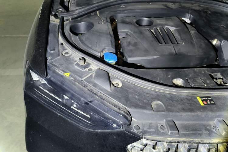 Used Wey VV7 GT 2020 2.0T Flagship Edition Engine Bay Right