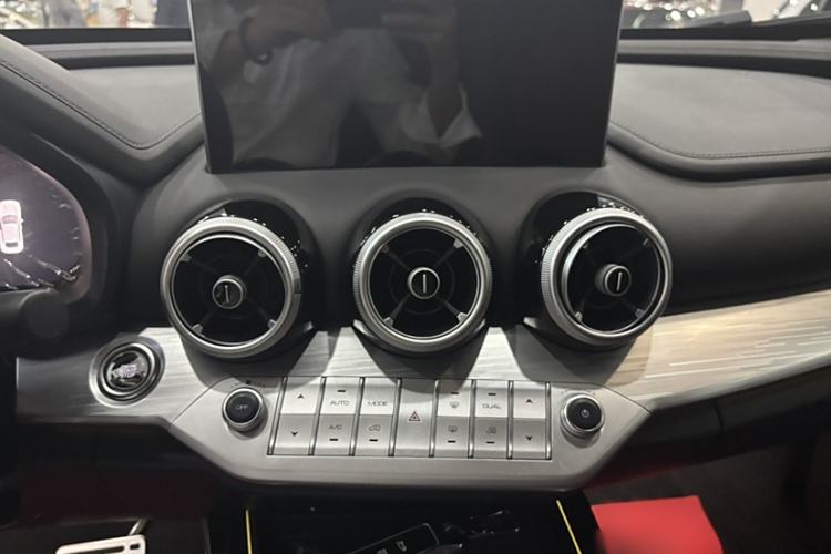 Used Wey VV7 GT 2020 2.0T Flagship Edition Interior 3