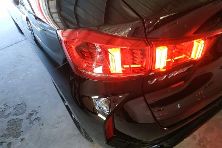 Used Wey VV7 GT 2020 2.0T Flagship Edition Left Rear Taillight