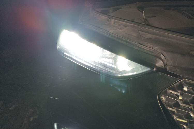 Used Wey VV7 GT 2020 2.0T Ultra-Luxury Version Right Front Headlight
