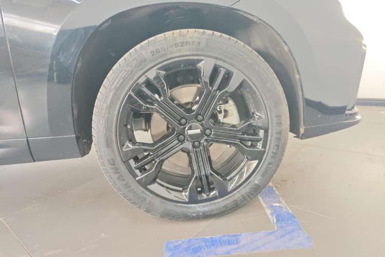 Used Wey VV7 GT 2020 2.0T Flagship Edition Right Front Wheel Hub