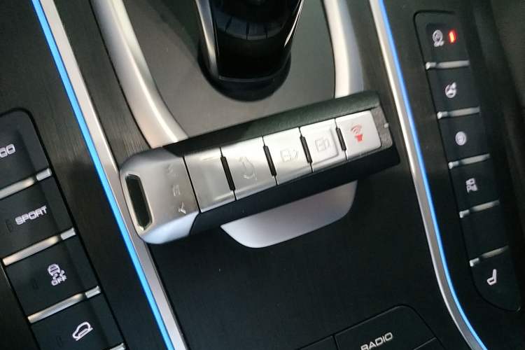 Used Wey VV7 GT 2020 2.0T Flagship Edition Vehicle Key