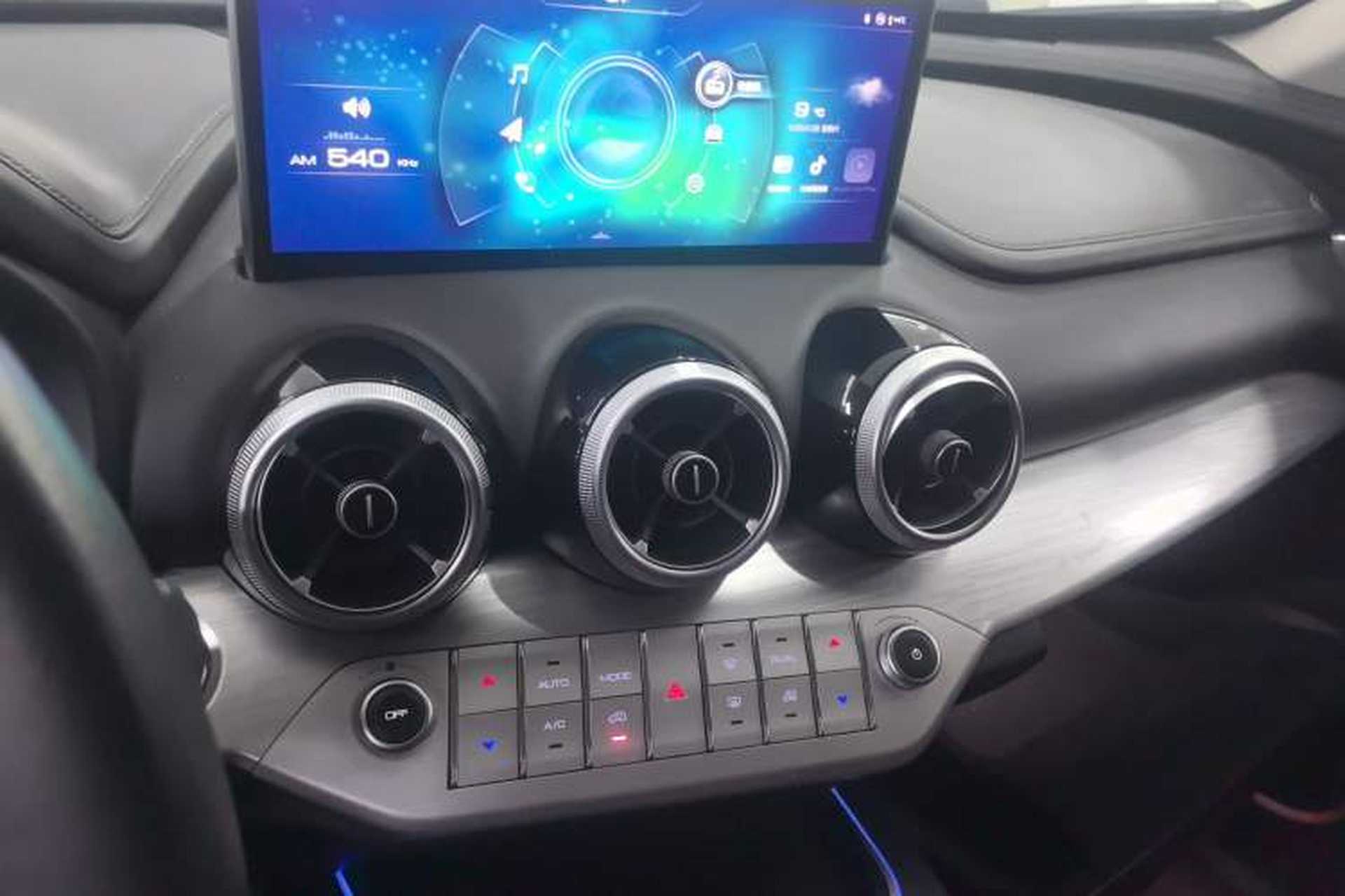 Used Wey VV7 GT 2020 2.0T Flagship Edition Audio And AC Panel