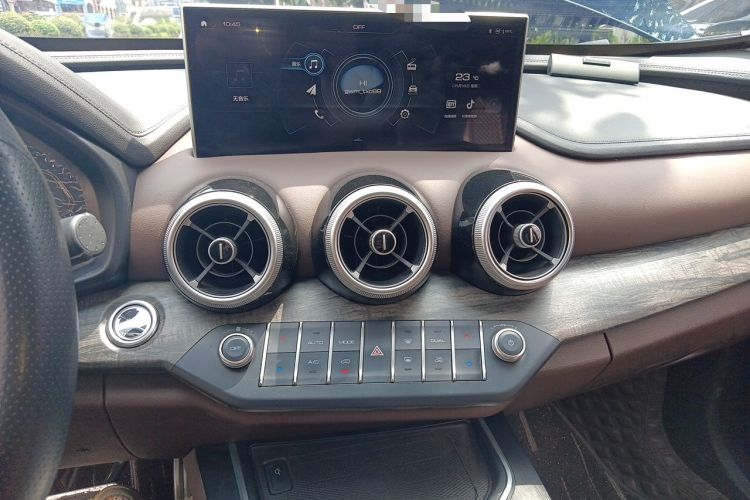 Used Wey VV7 GT 2020 2.0T Flagship Edition Audio And AC Panel