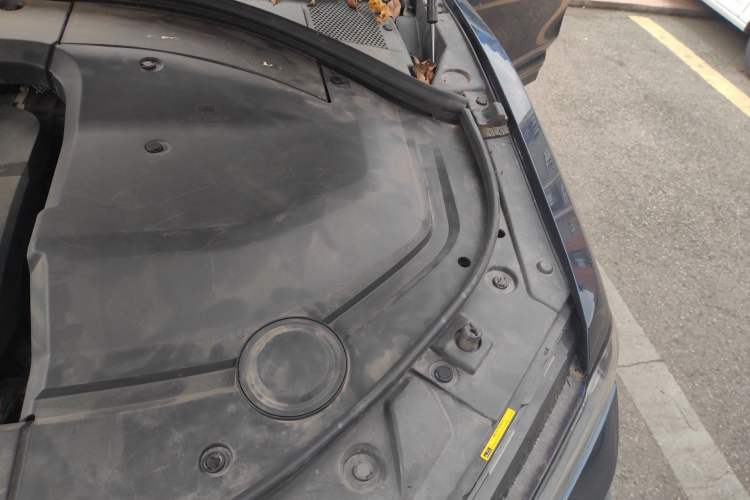 Used Wey VV7 GT 2020 2.0T Flagship Edition Engine Bay Left