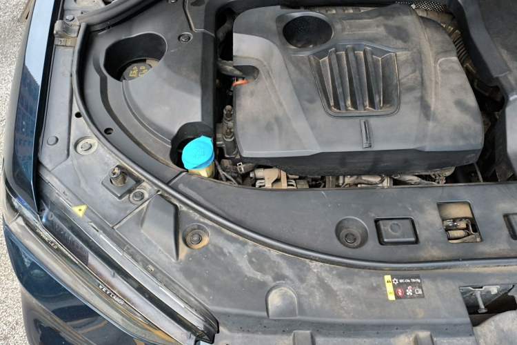 Used Wey VV7 GT 2020 2.0T Flagship Edition Engine Bay Right